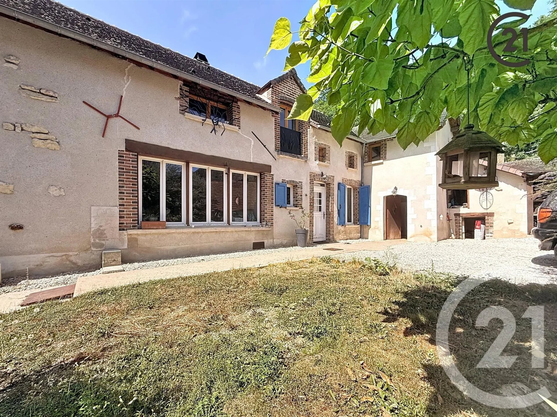 Maison à vendre, 253m², Poilly-sur-Tholon