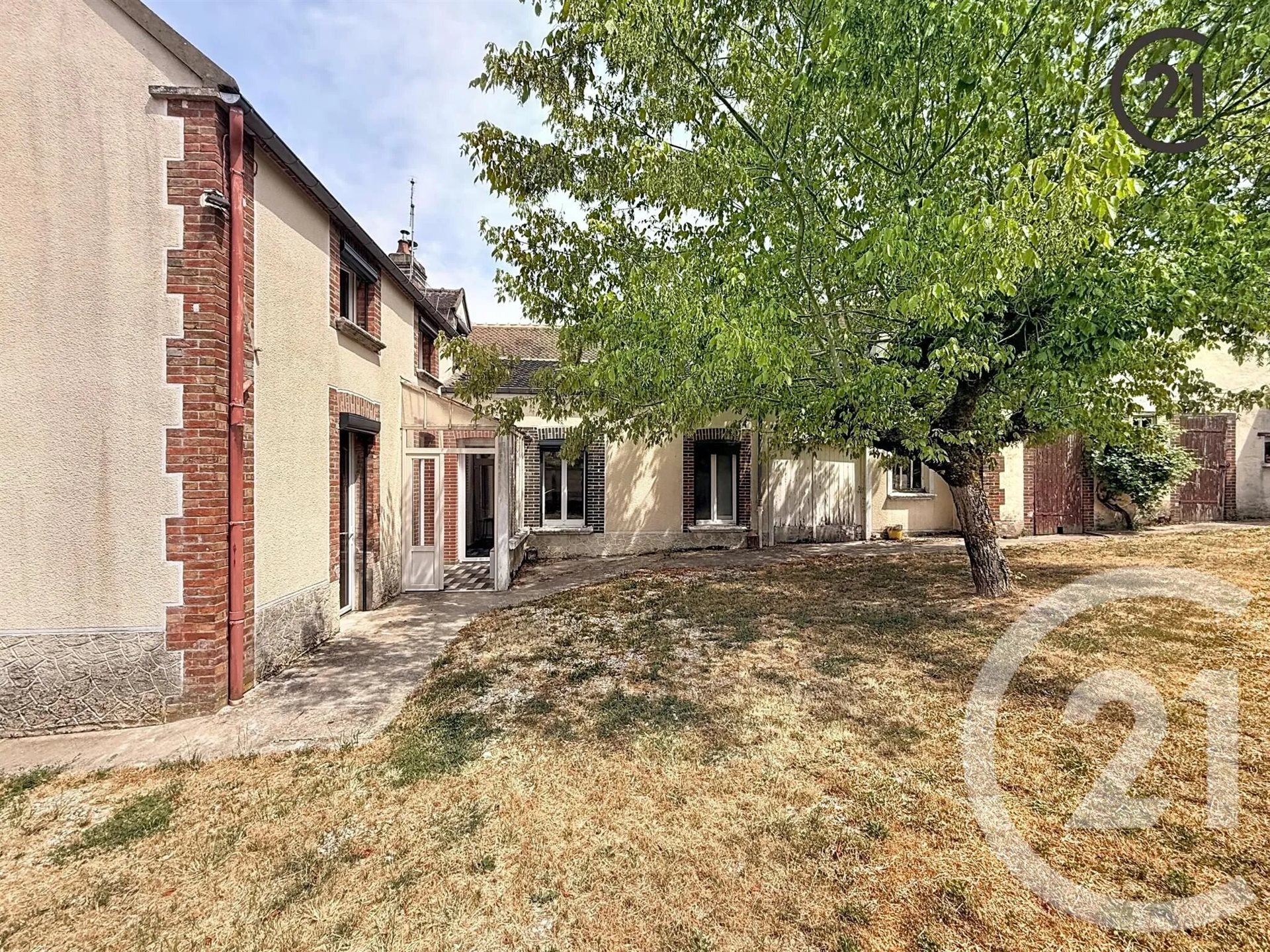 Maison à vendre, 93m², Mont-Saint-Sulpice
