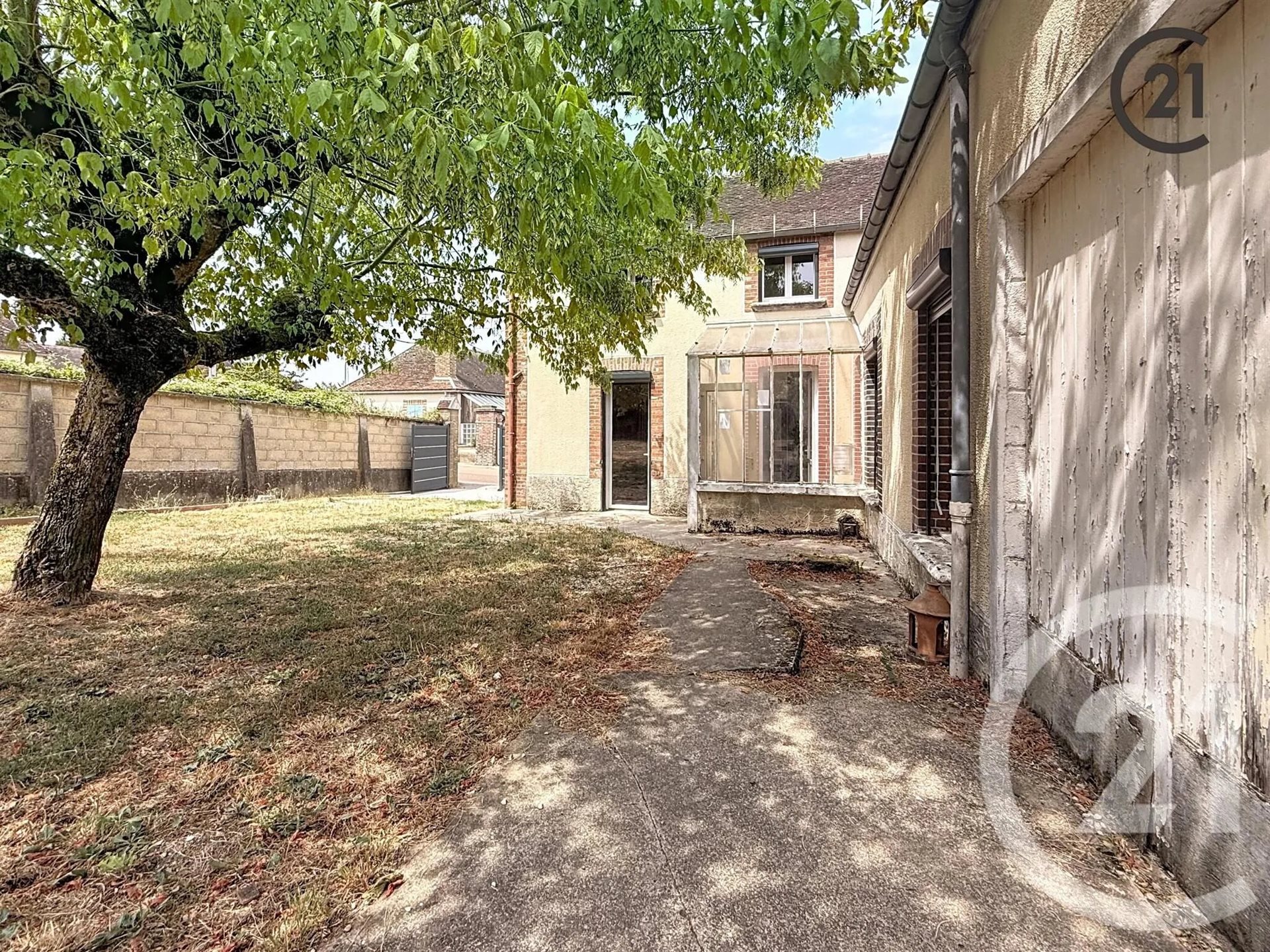 Maison à vendre, 93m², Mont-Saint-Sulpice