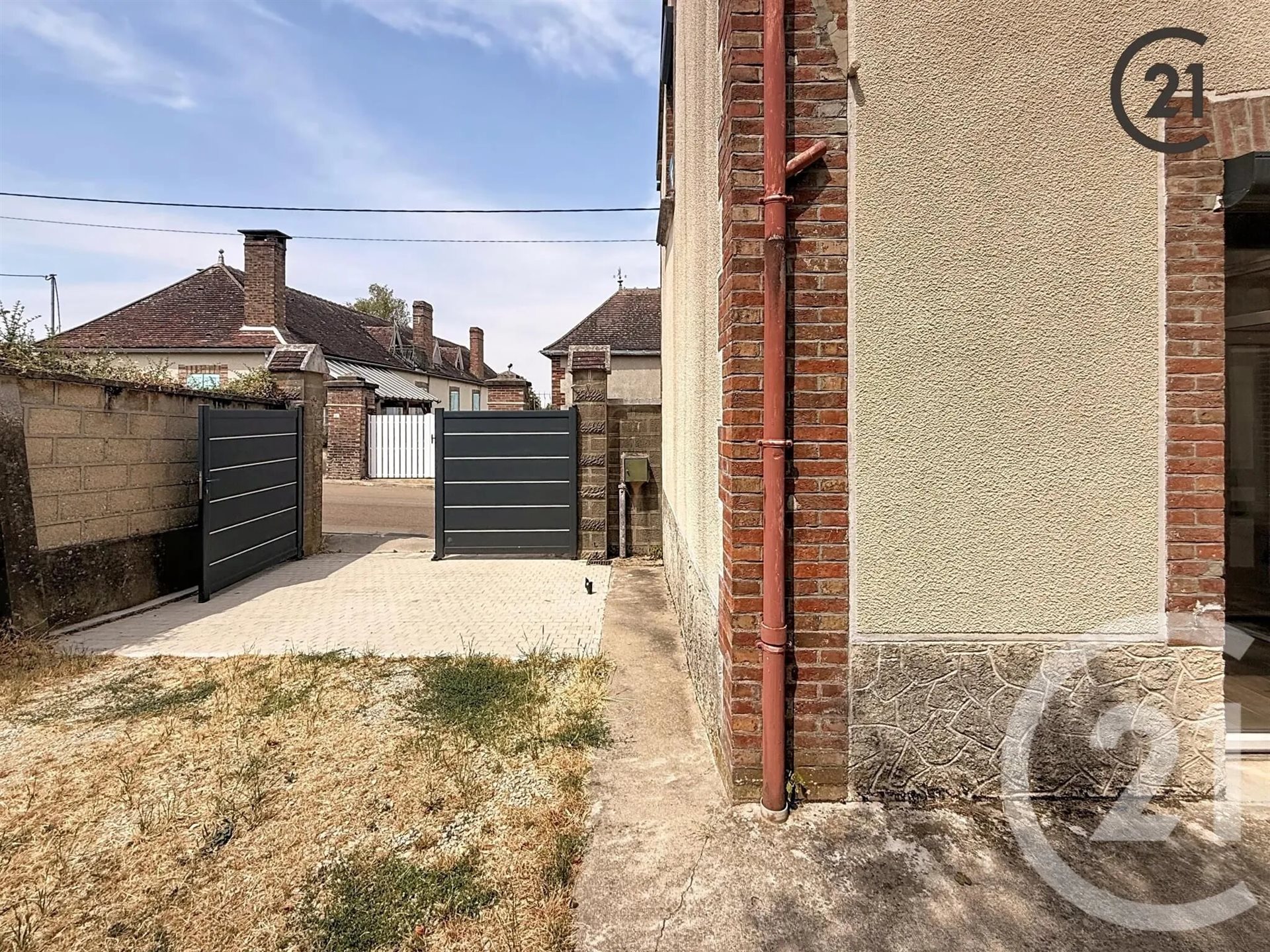 Maison à vendre, 93m², Mont-Saint-Sulpice