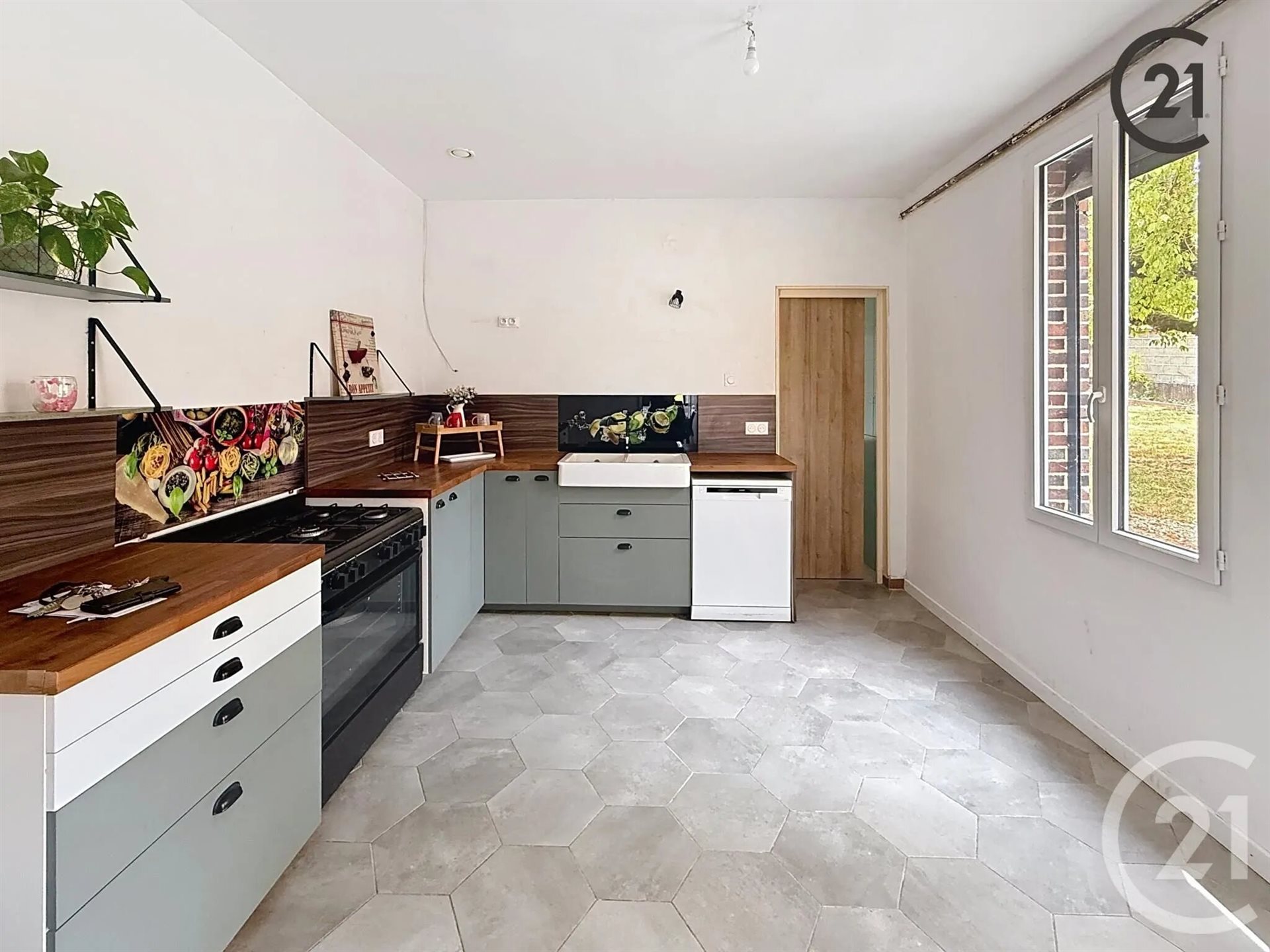 Maison à vendre, 93m², Mont-Saint-Sulpice