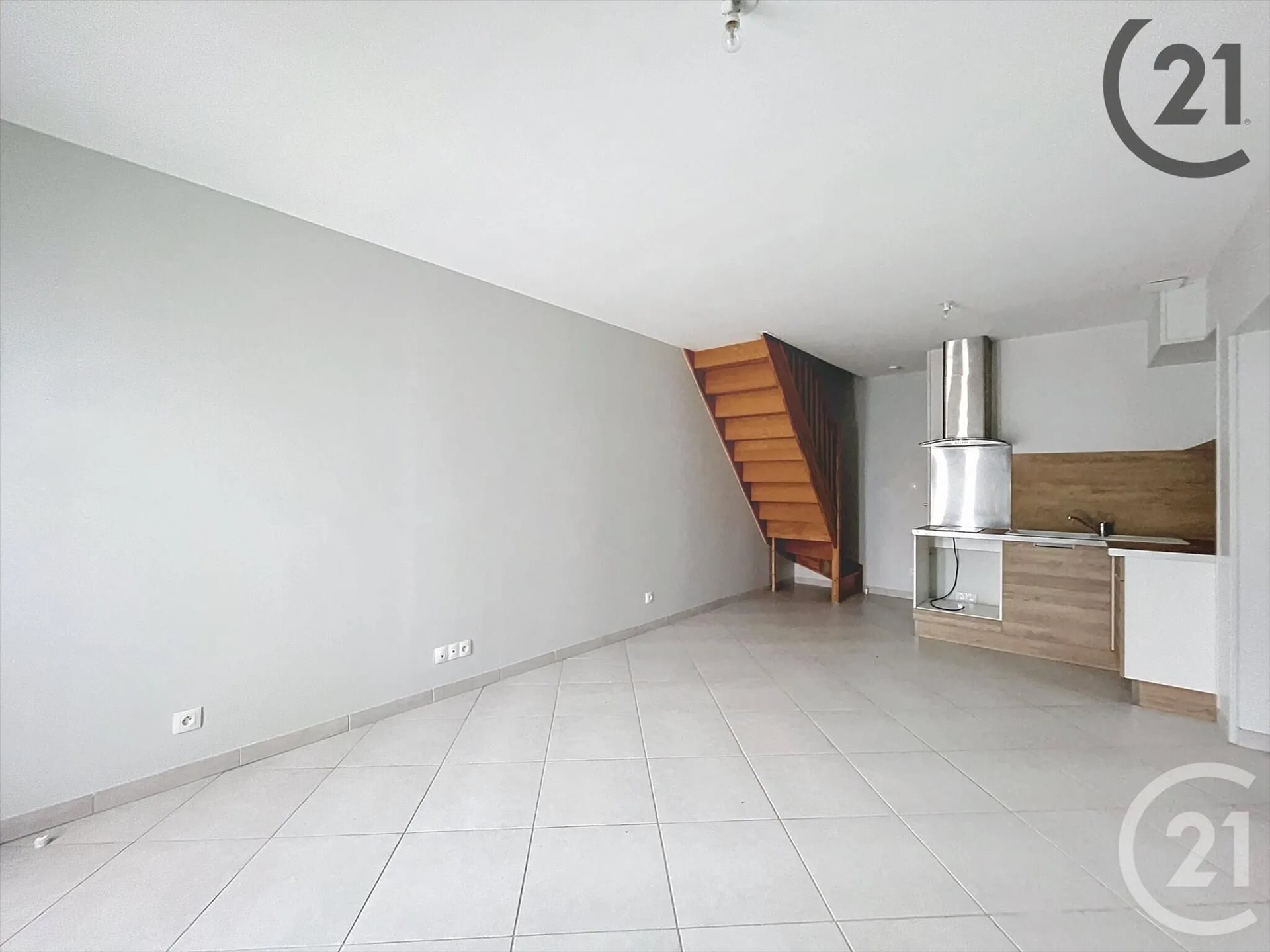 Appartement à louer, 42m², Pont-sur-Yonne