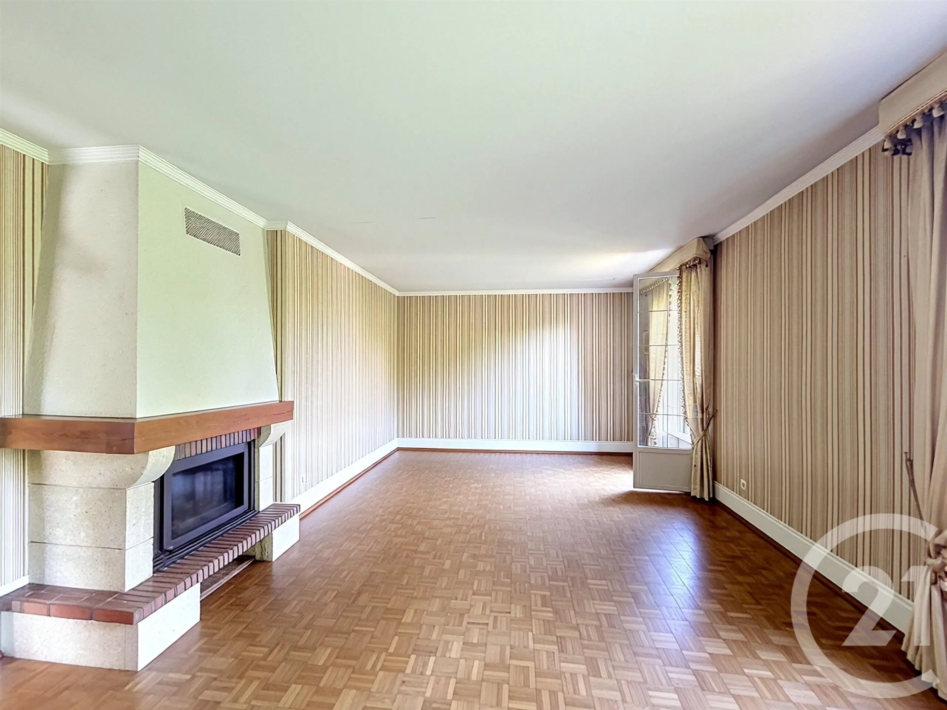 Maison à vendre, 91m², Paron