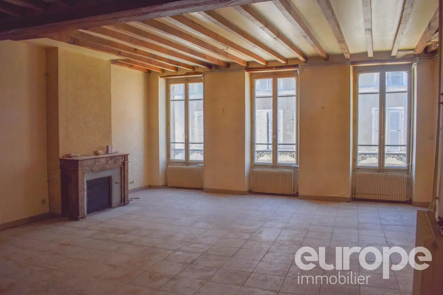 Maison à vendre, 240m², Avallon