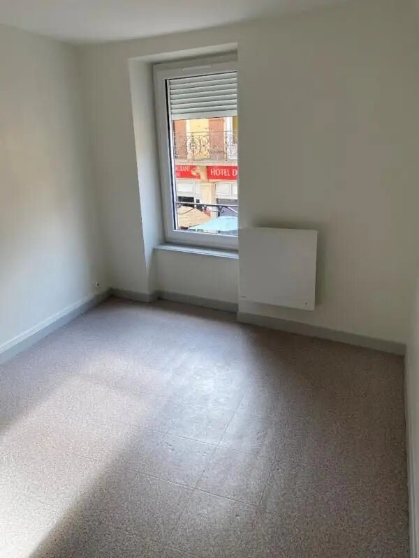 Appartement à louer, 43m², Fontaines