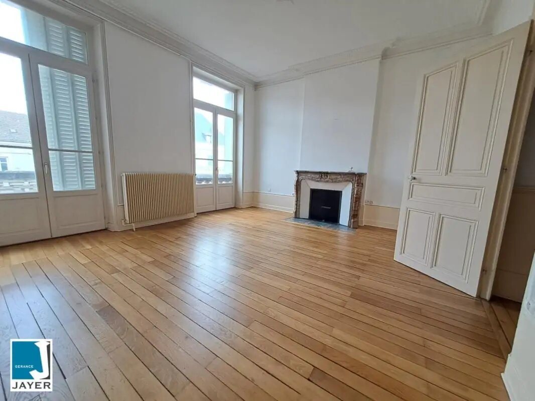 Appartement à louer, 271m², Chalon-sur-Saône