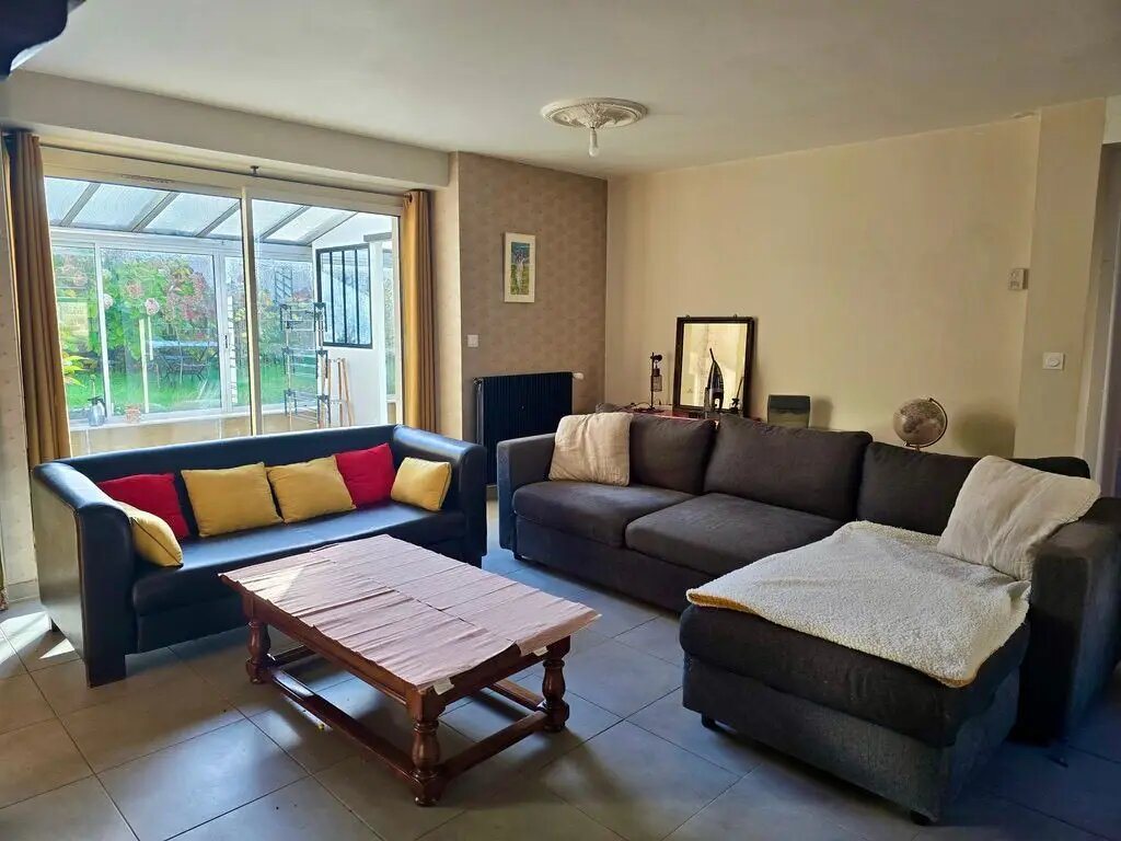 Maison à vendre, 111m², La Ville-ès-Nonais