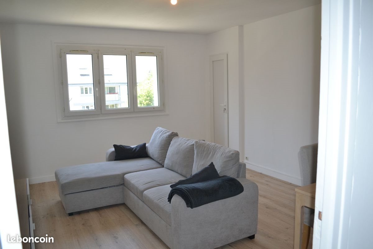 Appartement à louer, 63m², Lanvéoc