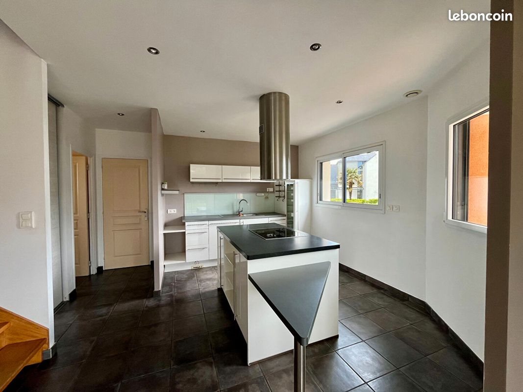 Maison à louer, 108m², Poullan-sur-Mer