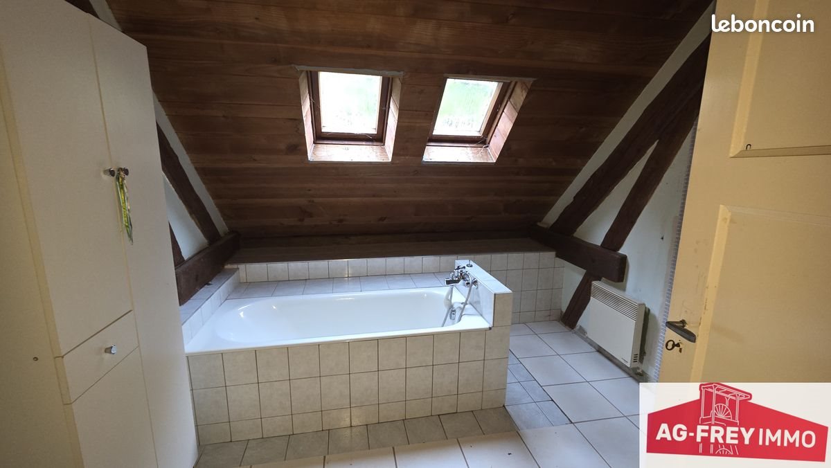 Maison à vendre, 223m², Le Bonhomme