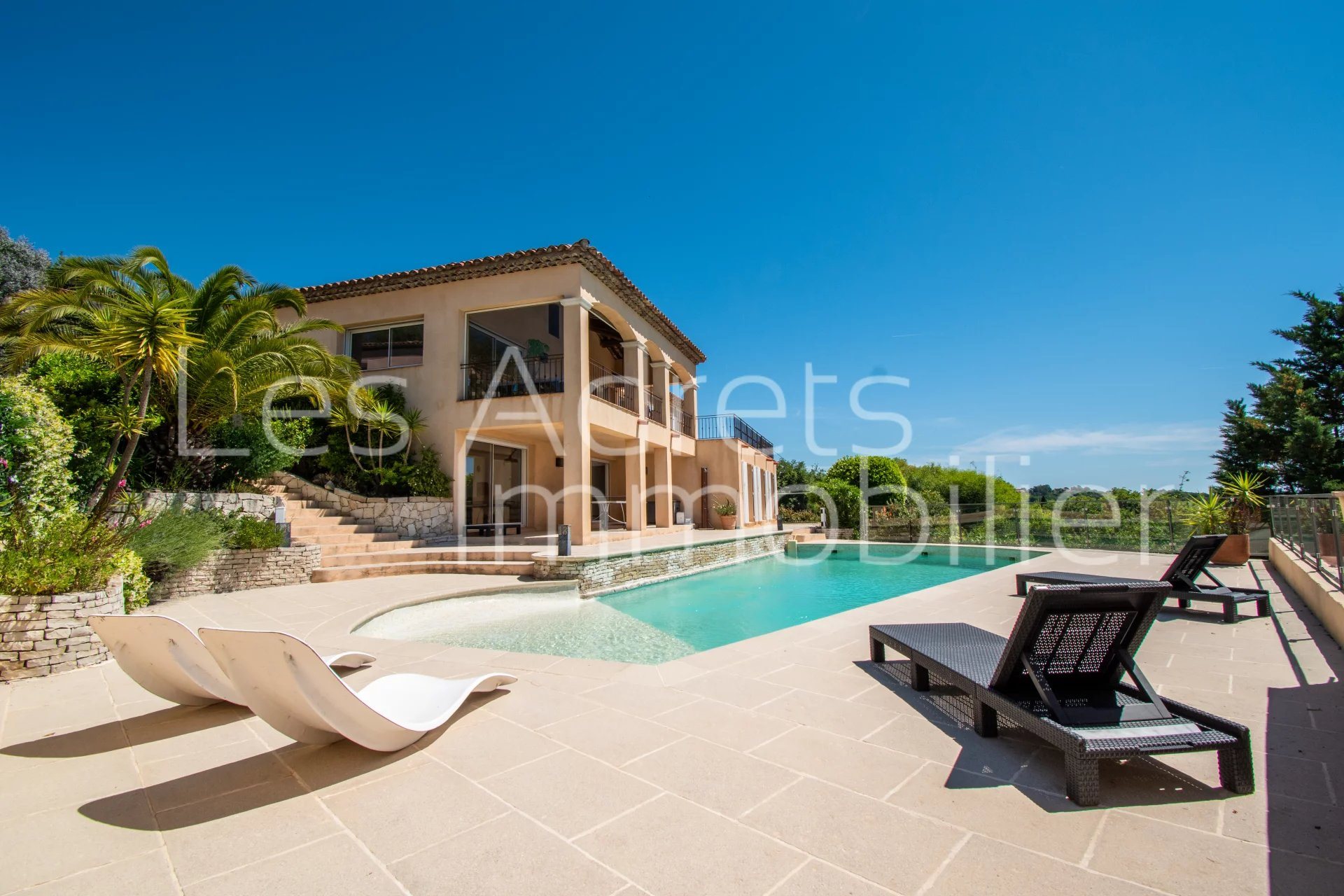 Maison à vendre, 208m², Les Adrets-de-l'Estérel