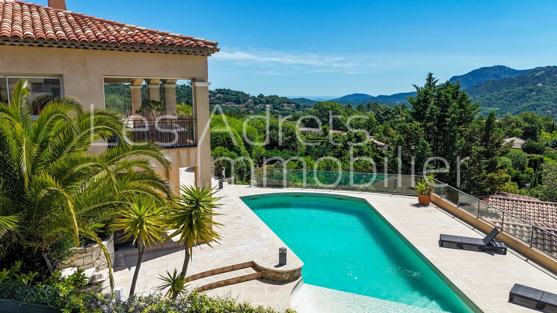 Maison à vendre, 208m², Les Adrets-de-l'Estérel