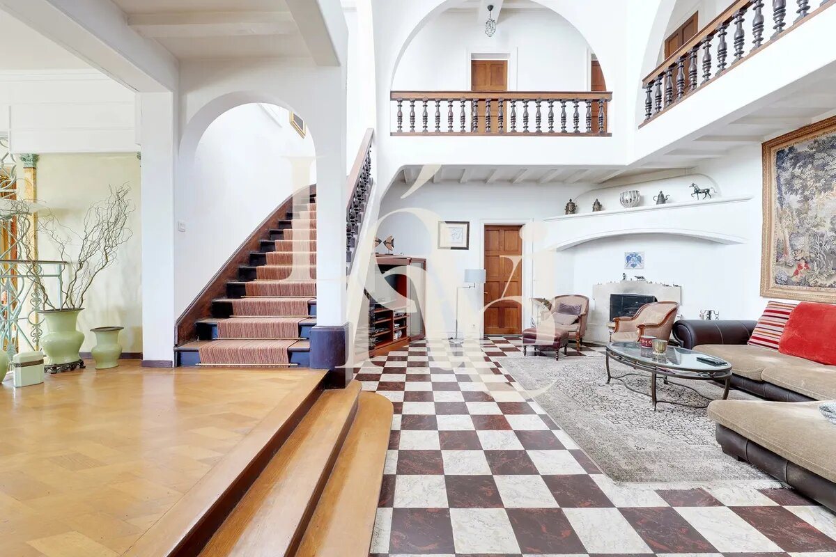 Maison à vendre, 458m², Suresnes
