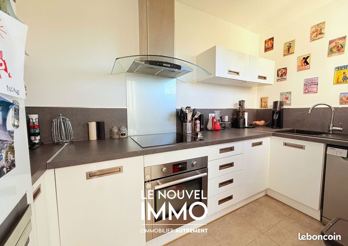 Appartement à vendre, 73m², Marignane