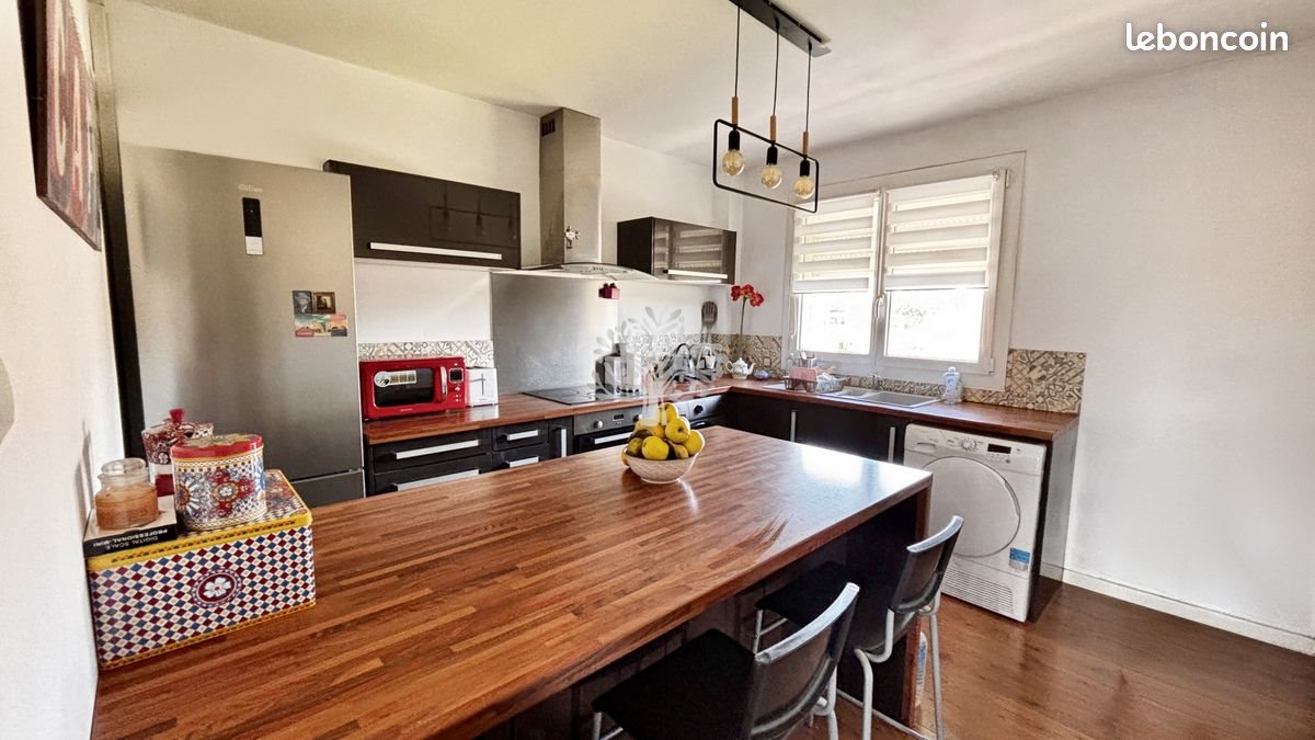 Appartement à vendre, 66m², Sanary-sur-Mer