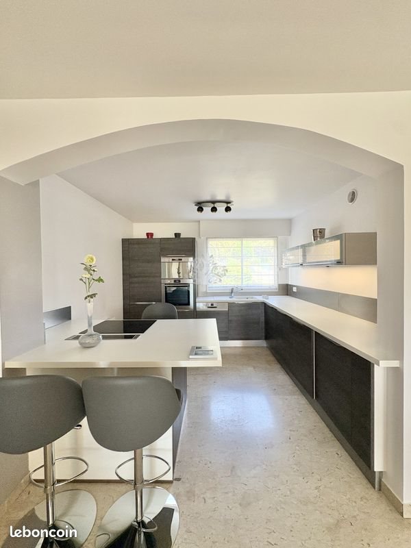 Appartement à vendre, 115m², Sanary-sur-Mer