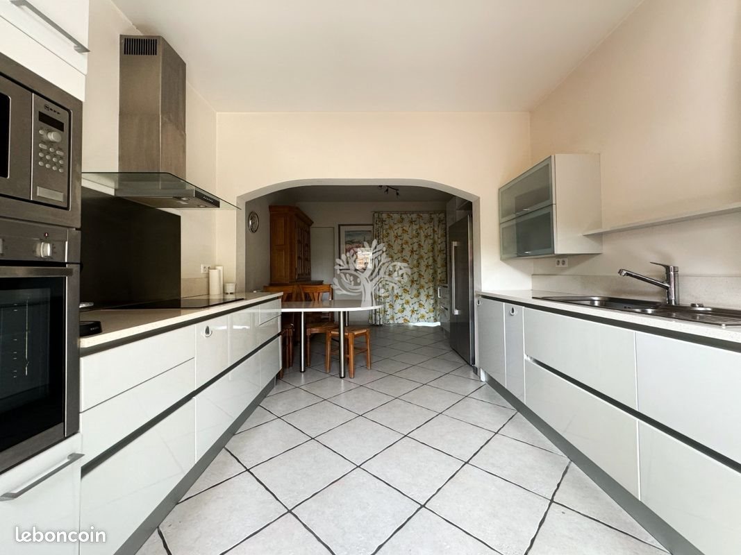 Appartement à vendre, 110m², Saint-Cyr-sur-Mer