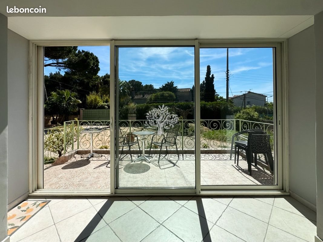 Maison à vendre, 200m², Saint-Cyr-sur-Mer