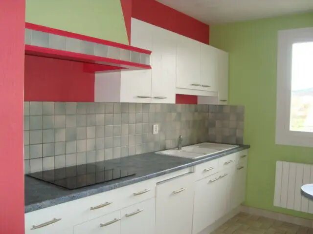 Appartement à louer, 77m², Désertines