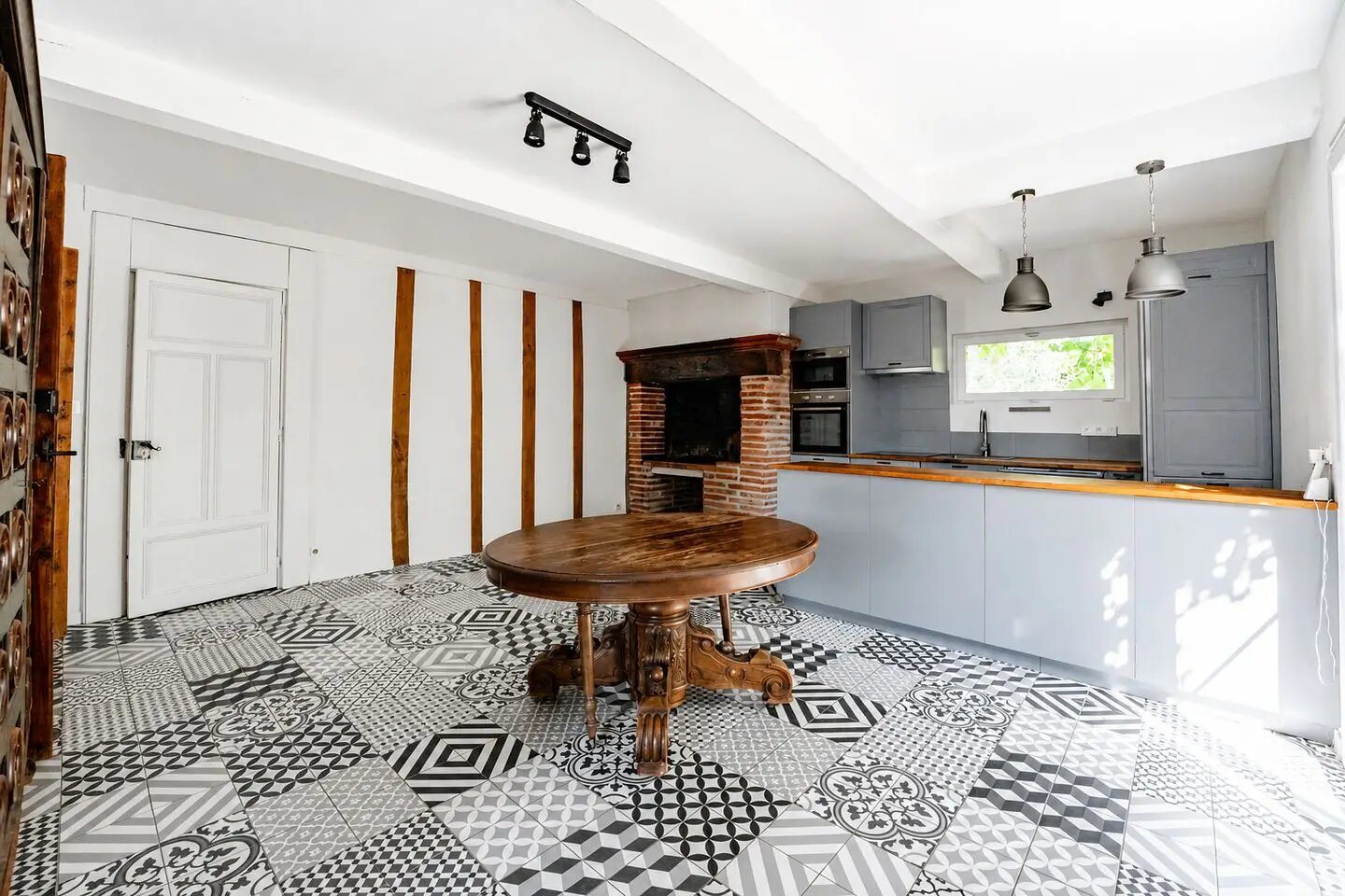 Maison à louer, 210m², Vieille-Toulouse