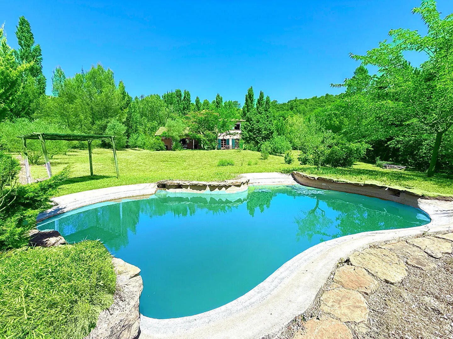 Maison à vendre, 200m², Meyreuil