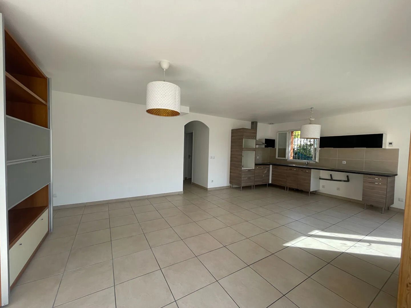 Maison à louer, 82m², La Fare-les-Oliviers