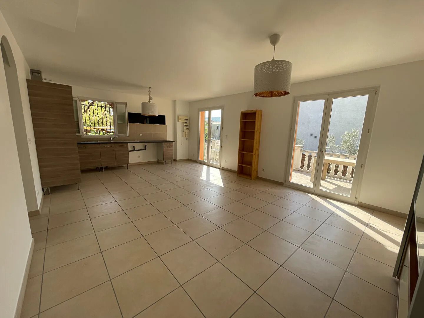 Maison à louer, 82m², La Fare-les-Oliviers
