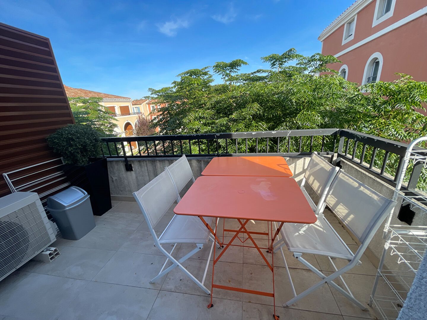 Appartement à louer, 24m², Rousset