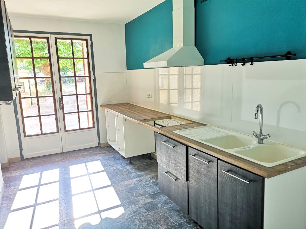 Maison à louer, 95m², La Fare-les-Oliviers