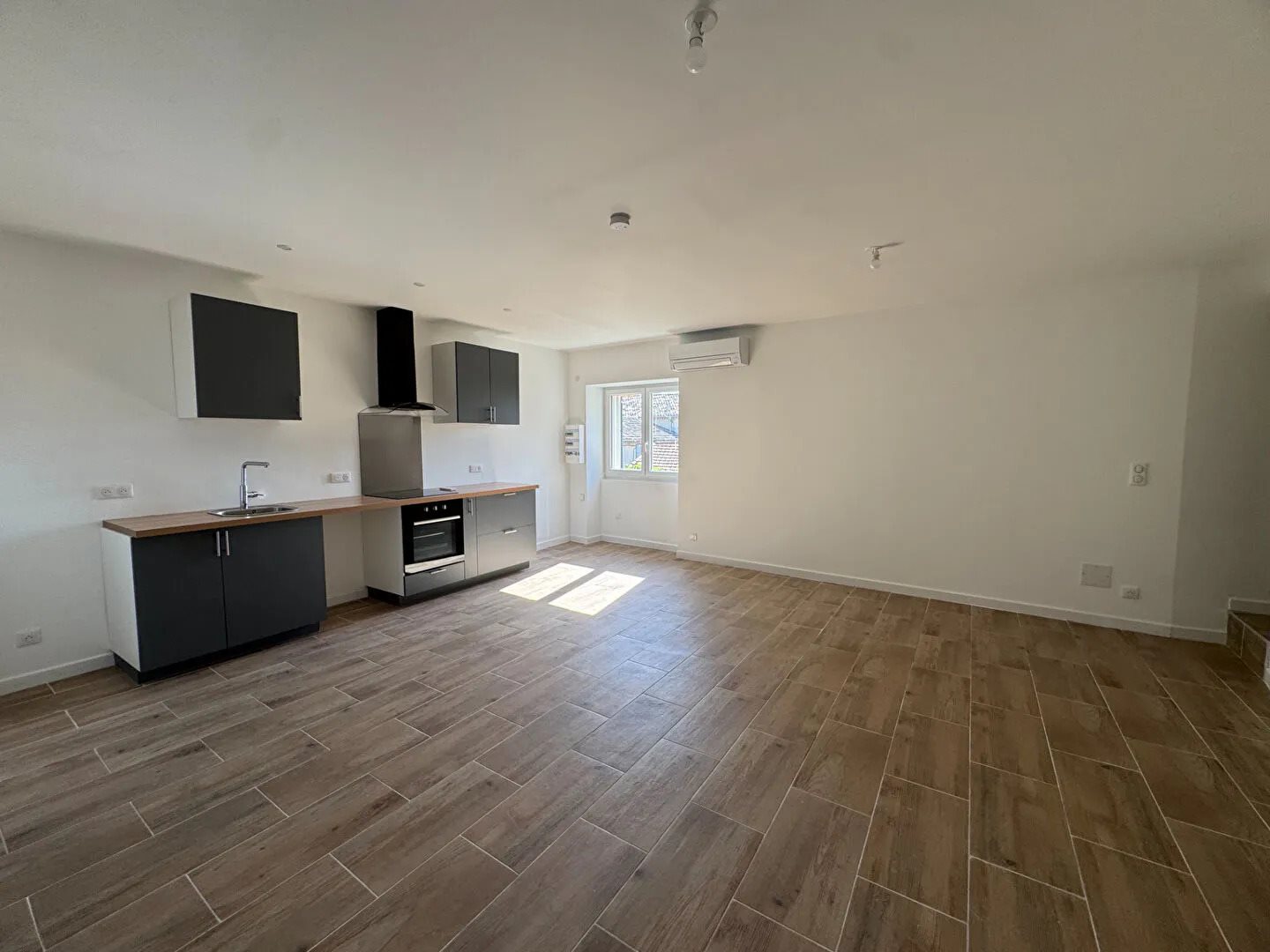 Appartement à louer, 55m², Lambesc