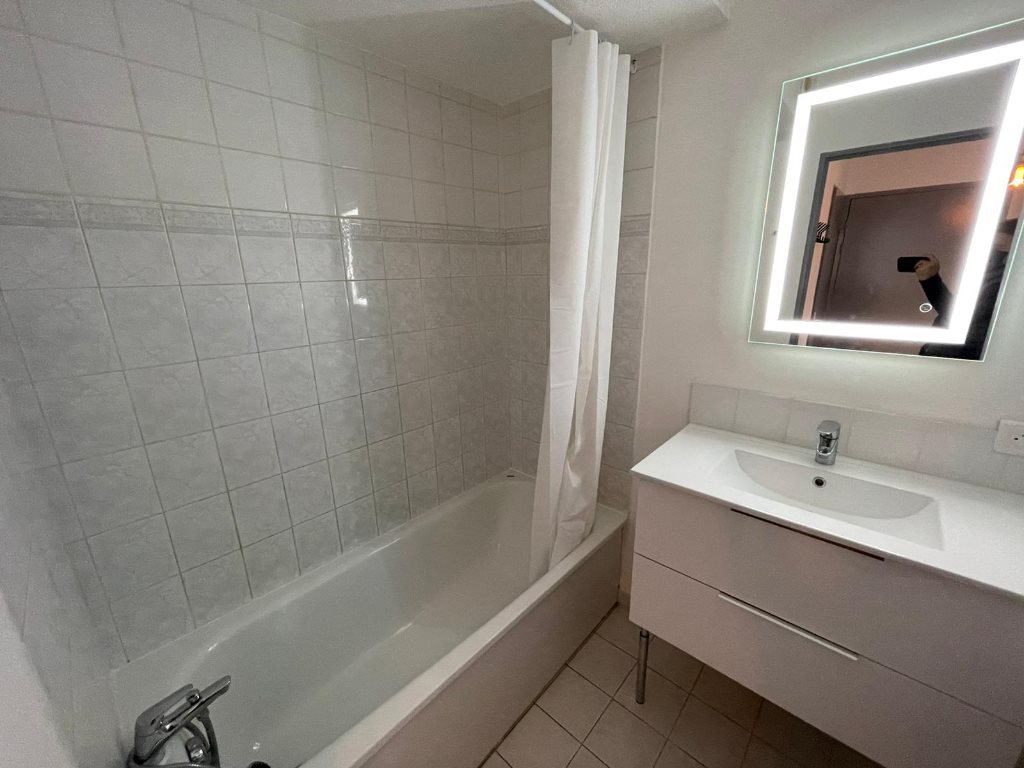 Appartement à louer, 39m², Aix-en-Provence
