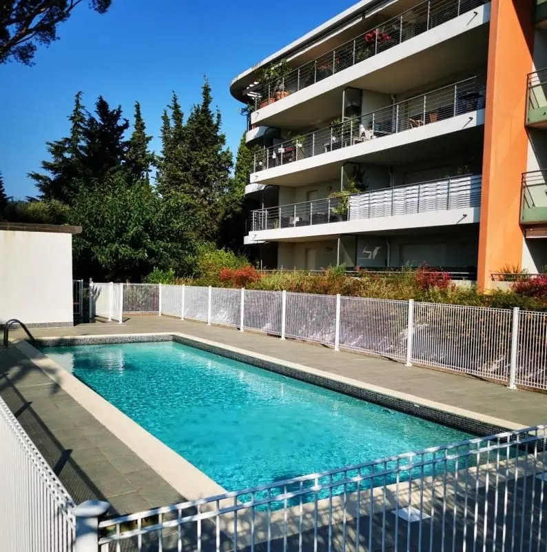 Appartement à louer, 56m², Cannes