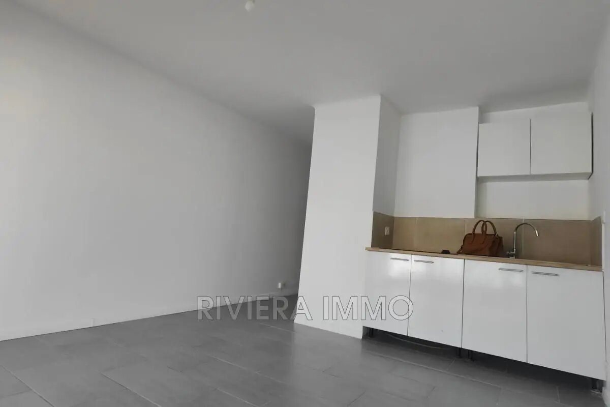 Appartement à louer, 19m², Cannes