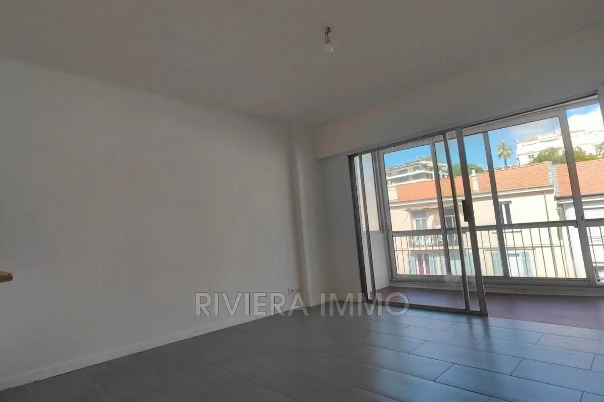 Appartement à louer, 19m², Cannes