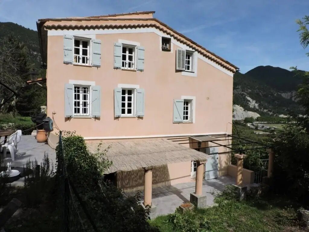 Maison à vendre, 118m², Entrevaux
