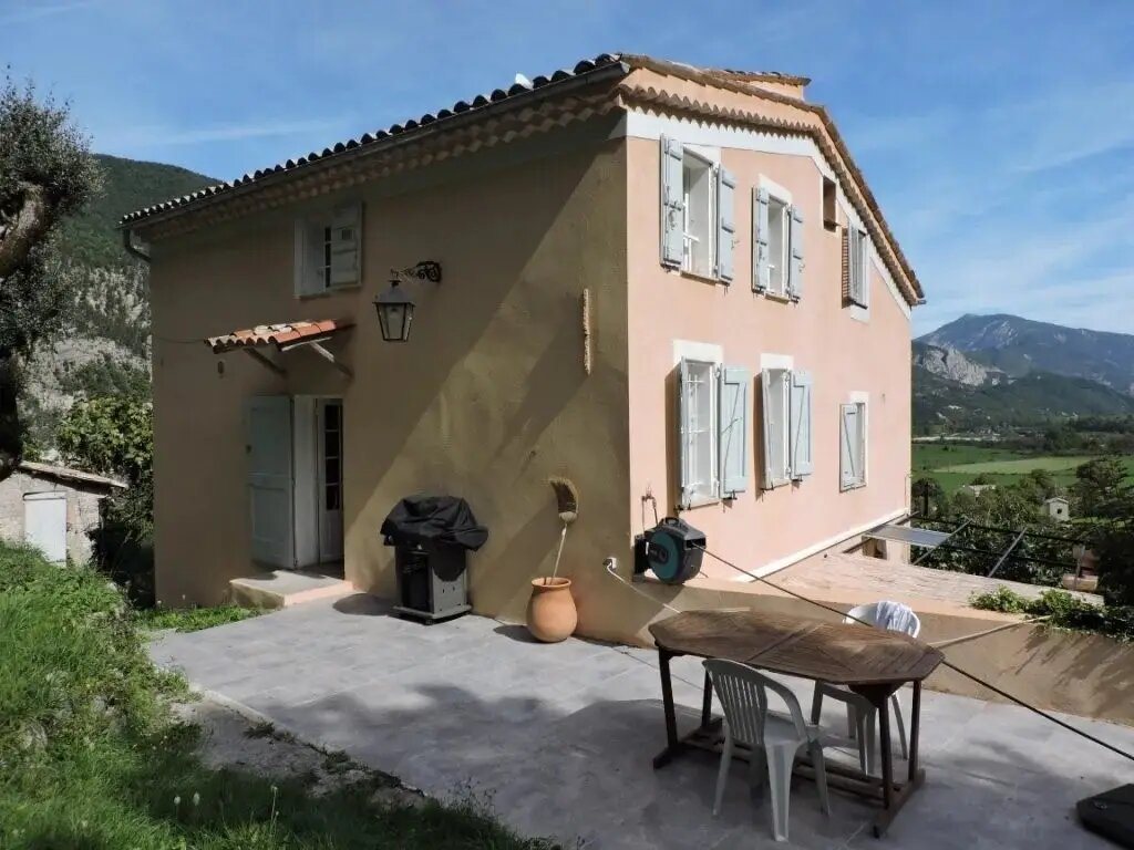 Maison à vendre, 118m², Entrevaux
