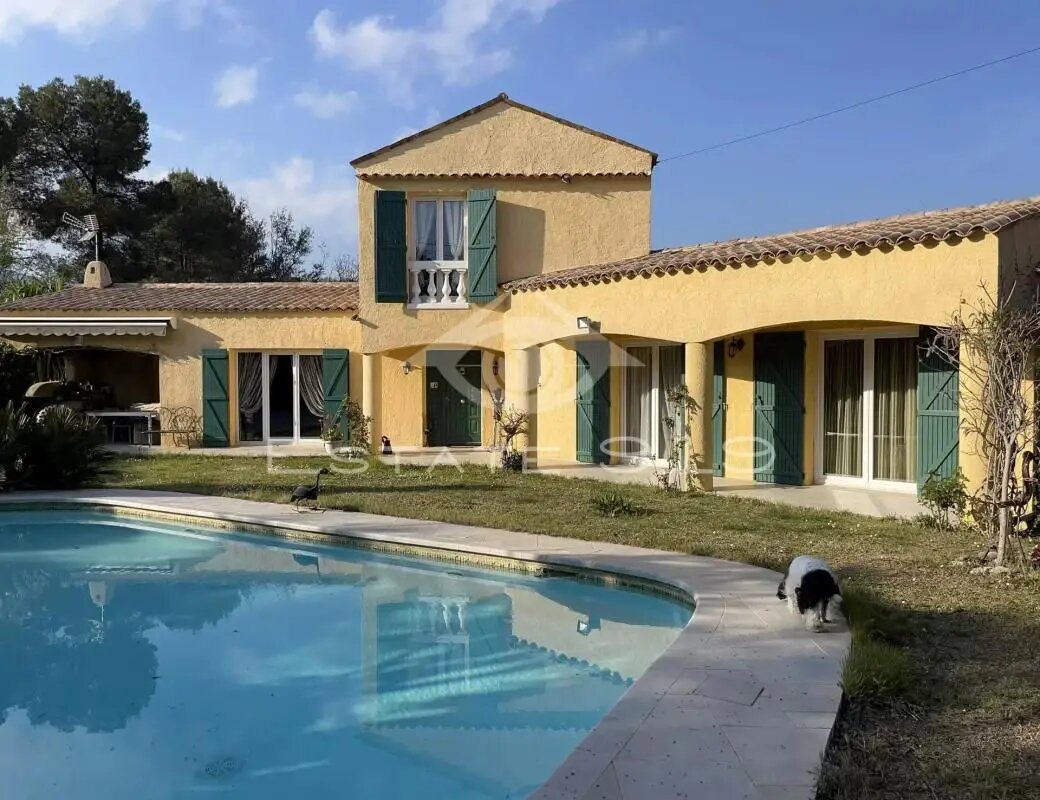 Maison à vendre, 142m², Le Rouret