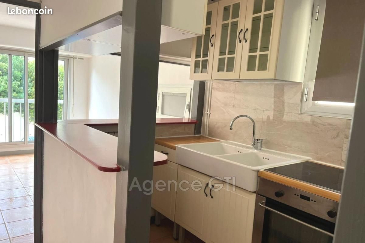 Appartement à louer, 27m², Hyères