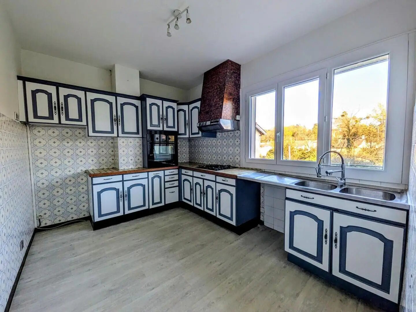 Maison à vendre, 186m², Le Tourne