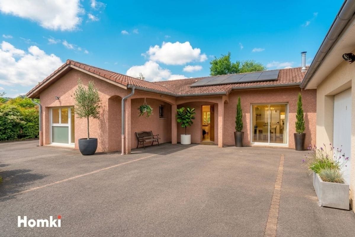 Maison à vendre, 137m², Mézériat