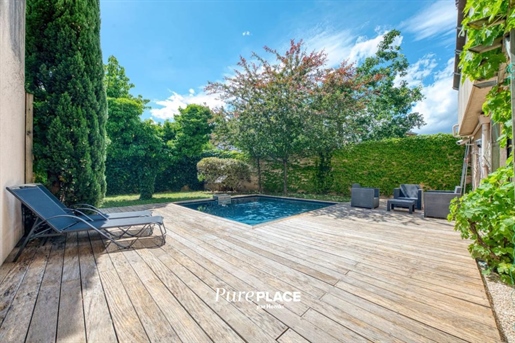 Appartement 6 pièces 150 m² · à Lyon 8ème · 150 m² · 1 095 000 €
