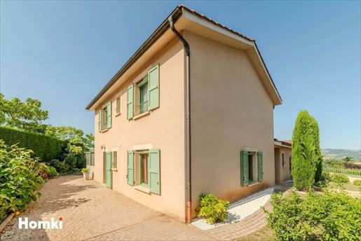 Maison 7 pièces 190 m² · à Pommiers · 190 m² · 732 900 €