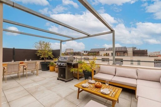 Appartement 4 pièces 84 m² · à Lyon 7ème · 84 m² · 590 000 €