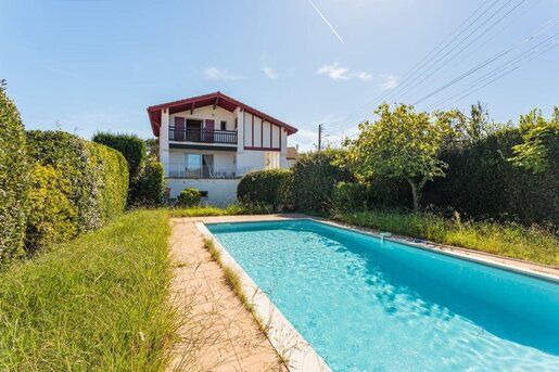 Maison 6 pièces 174 m² · à Anglet · 174 m² · 940 000 €