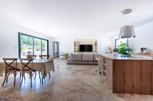 Maison 5 pièces 133 m² · à L'Isle-sur-la-Sorgue · 133 m² · 630 000 €