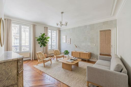 Appartement 4 pièces 67 m² · à Paris 10ème · 67 m² · 637 900 €