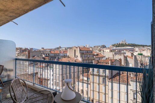 Appartement 3 pièces 98 m² · à Marseille 6ème · 98 m² · 469 000 €