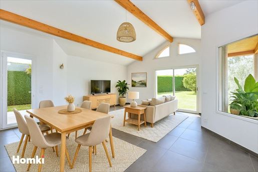 Maison 5 pièces 163 m² · à Villeneuve · 163 m² · 498 000 €