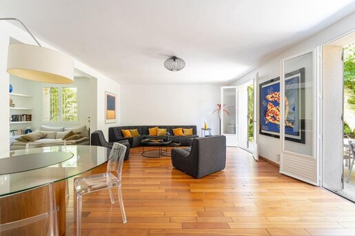 Maison 7 pièces 158 m² · à Marseille 9ème · 158 m² · 698 000 €