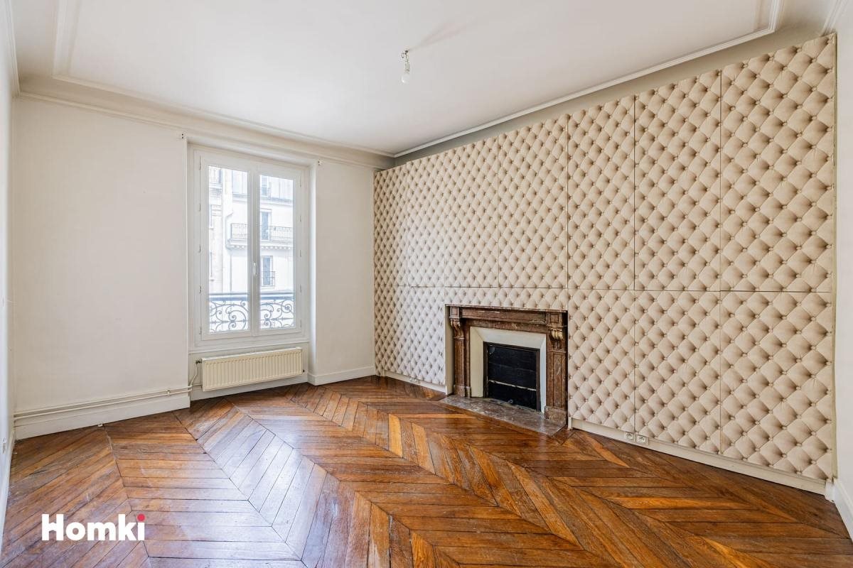Appartement – Paris 10 - Plus